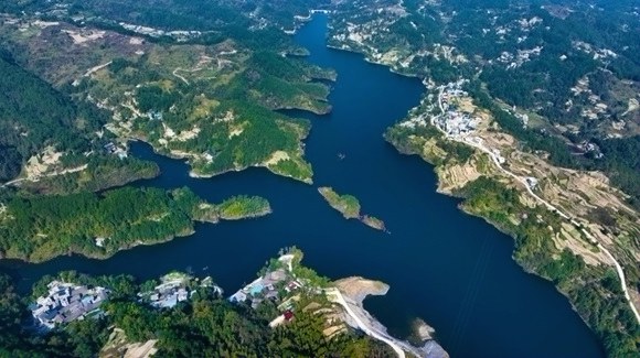 黔江:惠民水库美如画