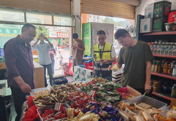 水市镇开展校园安全工作专项检查