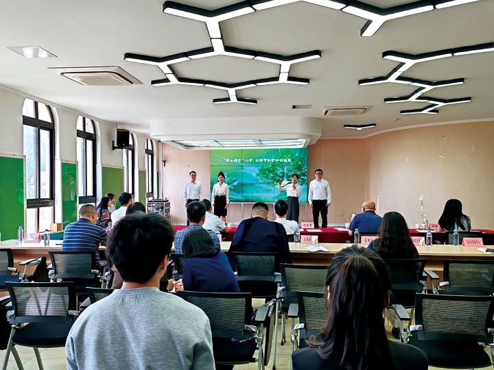 凝聚起党员干事创业正能量