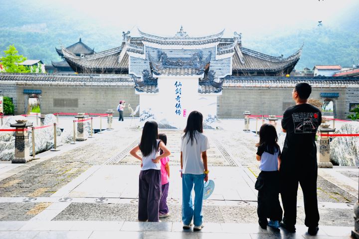 上半年黔江区文旅攻坚取得阶段性成效