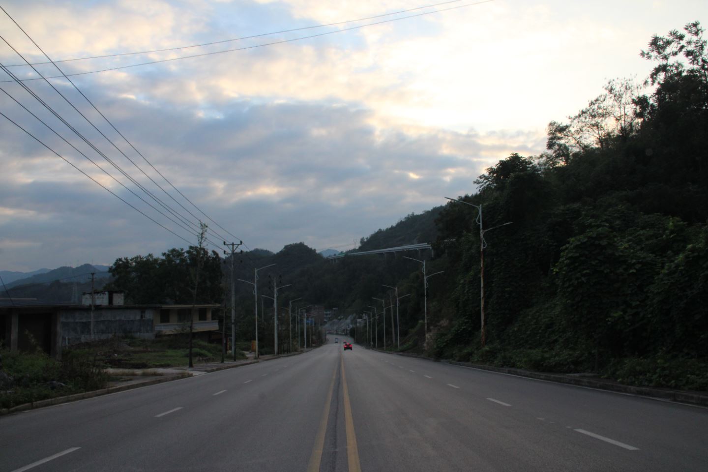 “十四五”收官之年黔江交通传捷报建管养一体化打通城乡“末梢循环”