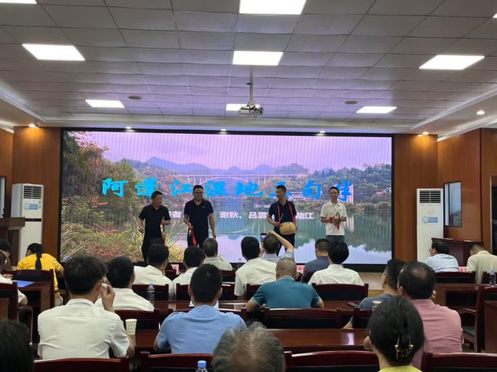 黔江林业“六轮齐驱”党建领航生态经济双丰收